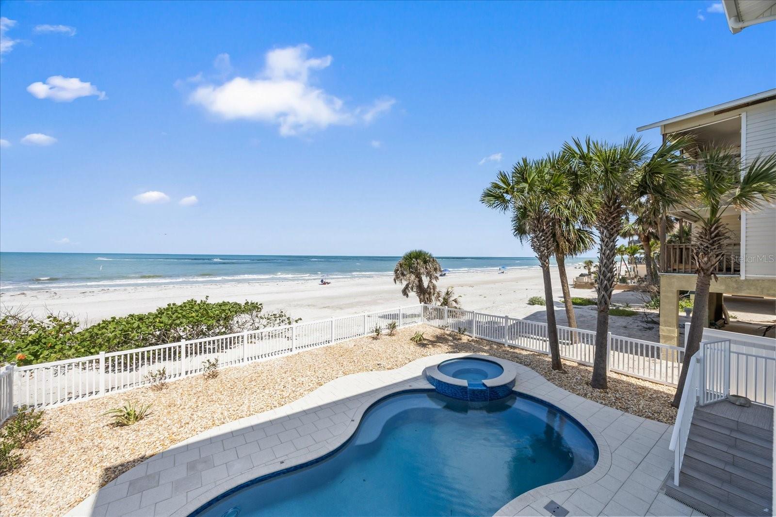 INDIAN ROCKS - Residential
