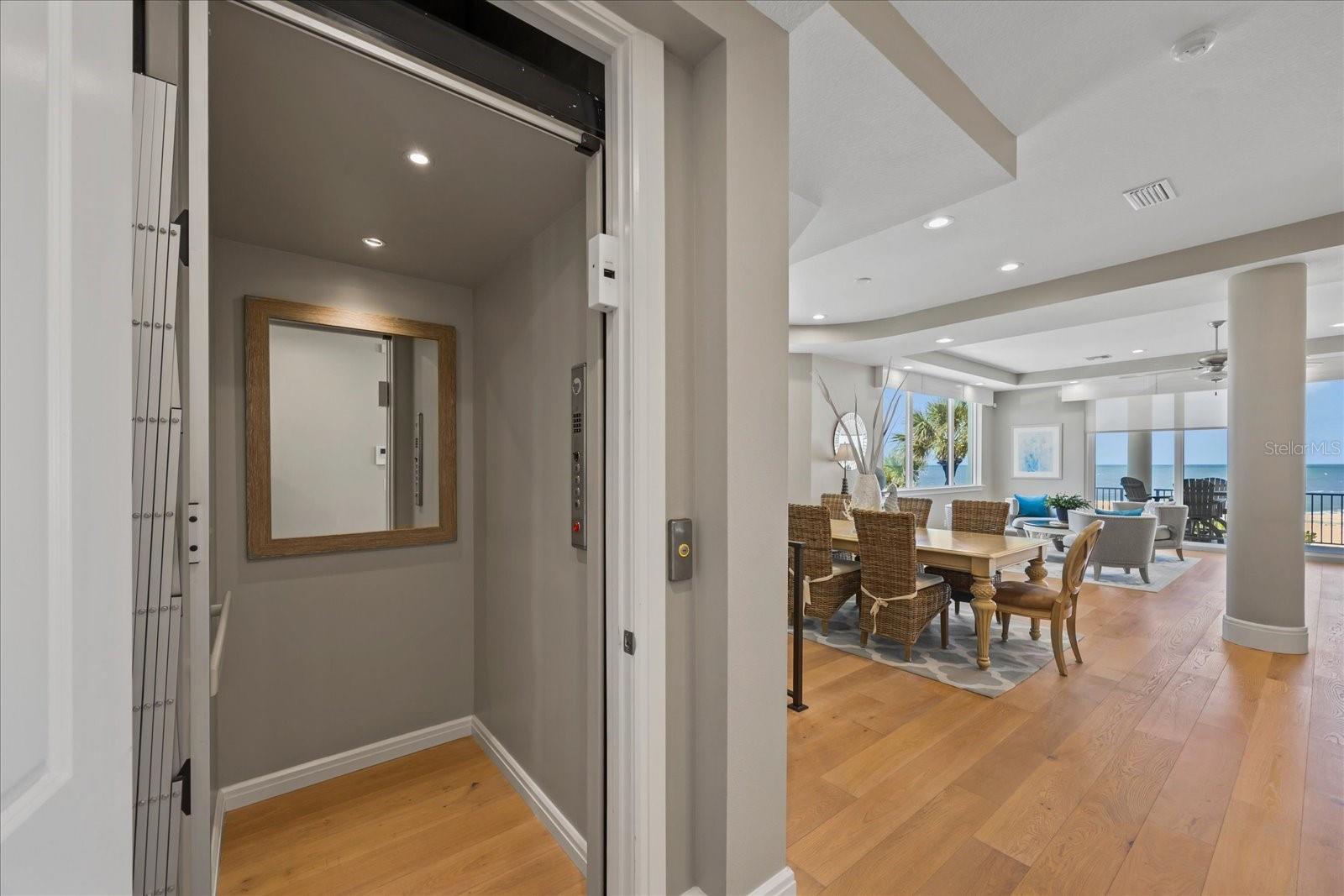 INDIAN ROCKS - Residential