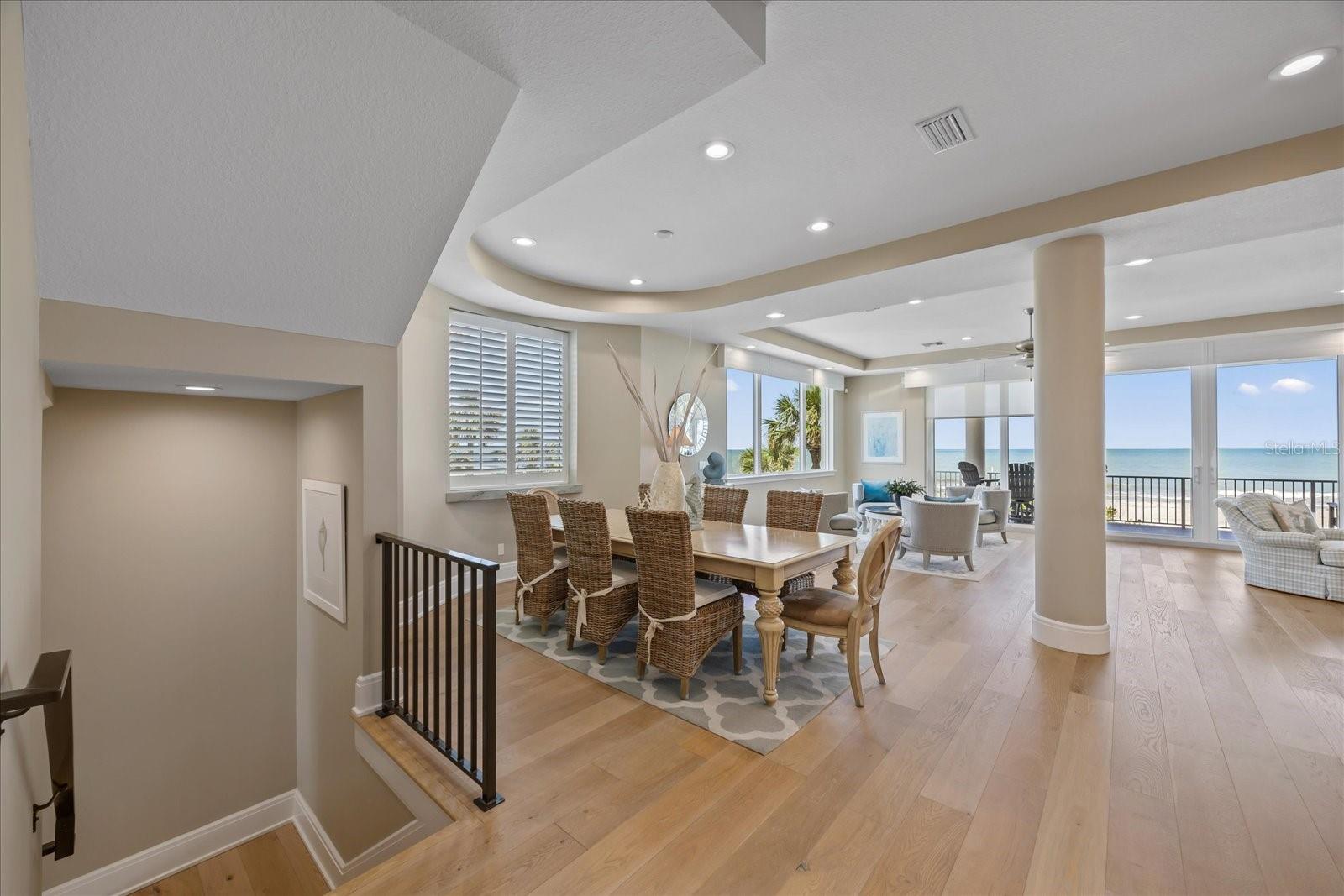 INDIAN ROCKS - Residential