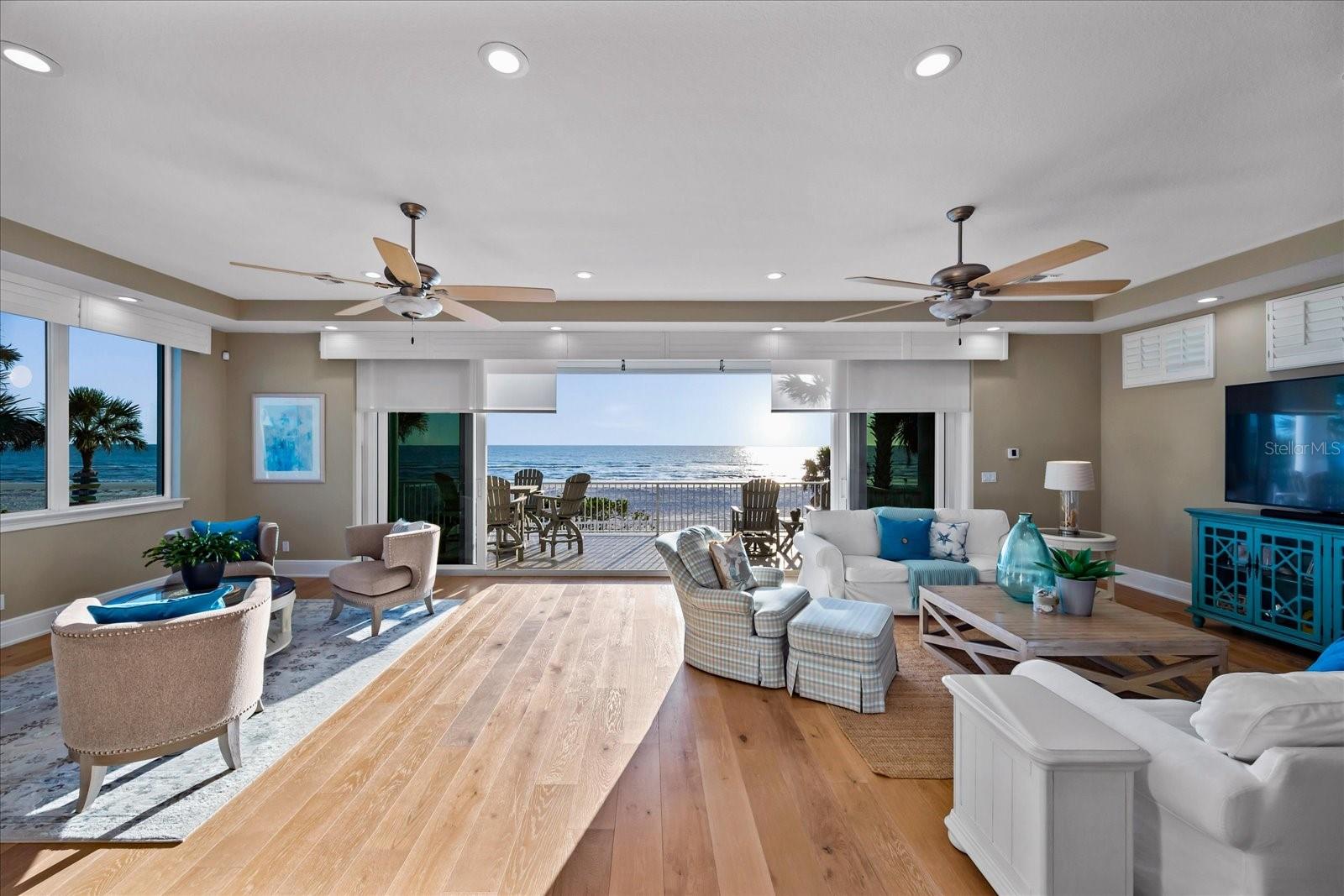 INDIAN ROCKS - Residential
