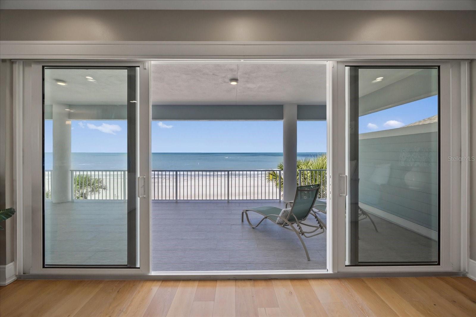 INDIAN ROCKS - Residential