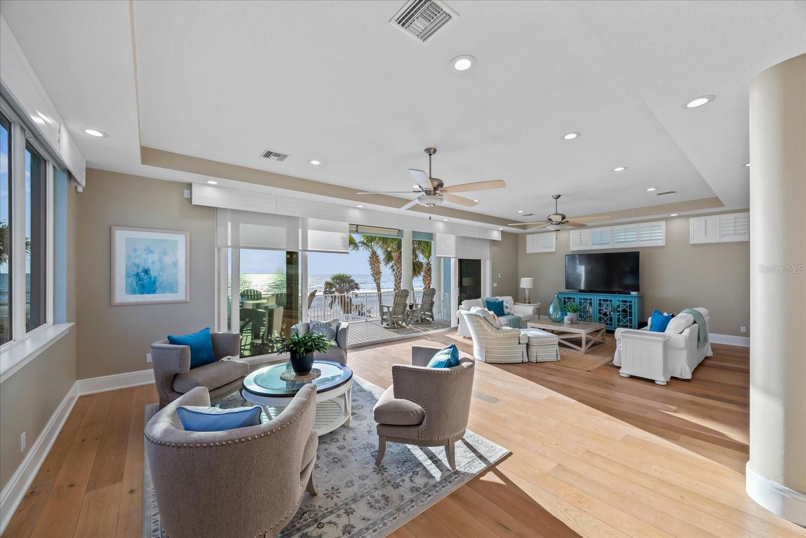 INDIAN ROCKS - Residential