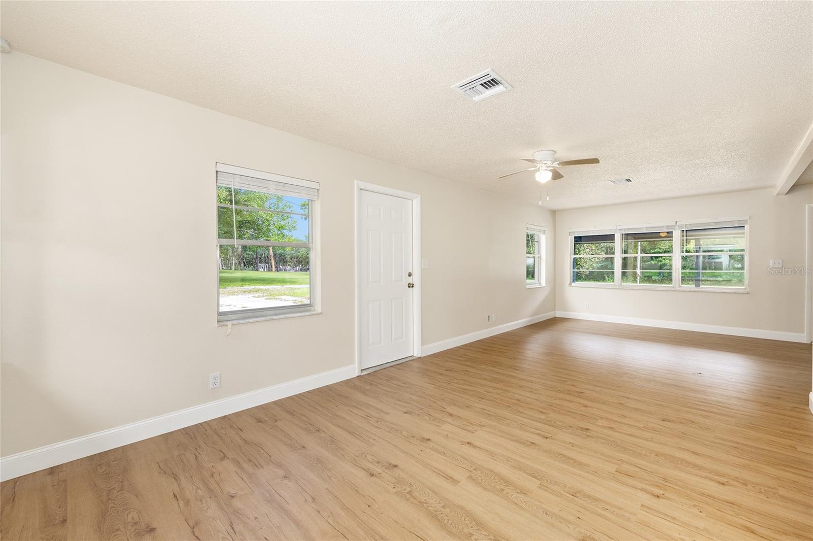 FOREST LAKE NORTH - Residential