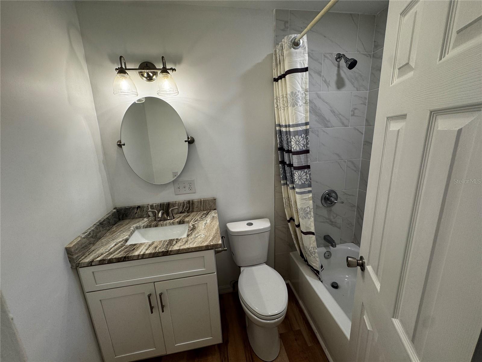 LEESBURG W C WILKINS 06 - Residential Lease