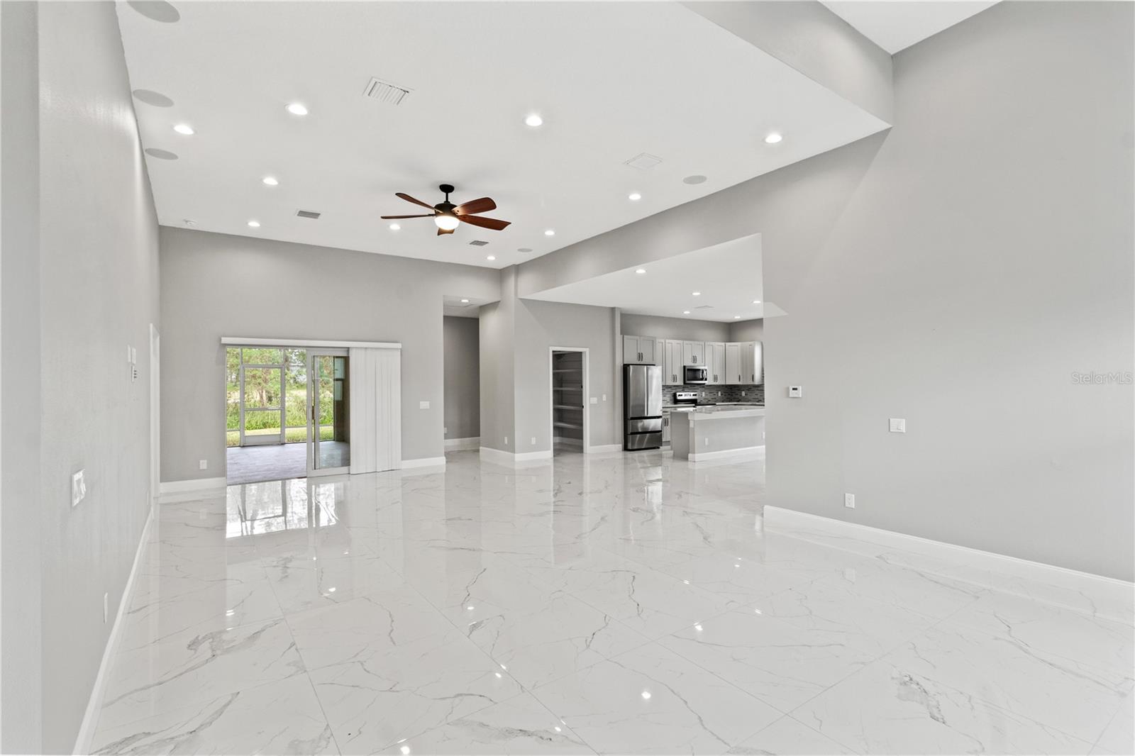5277 EPPING LANE