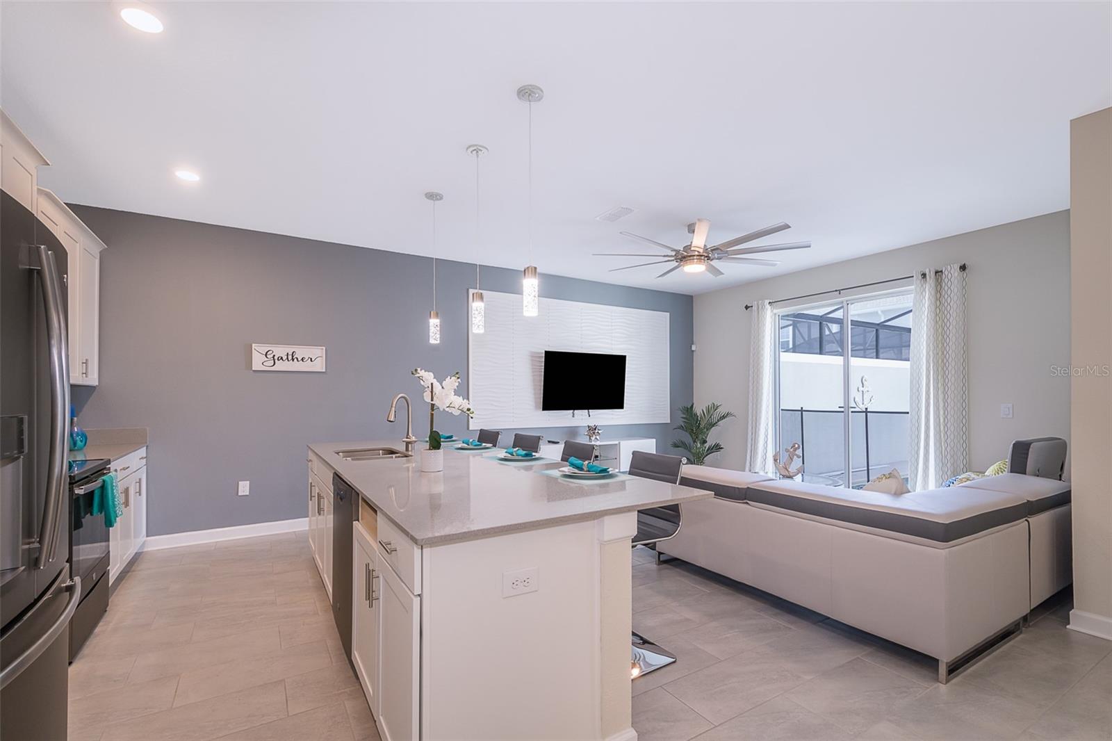 STOREY LAKE PH 3 - Residential