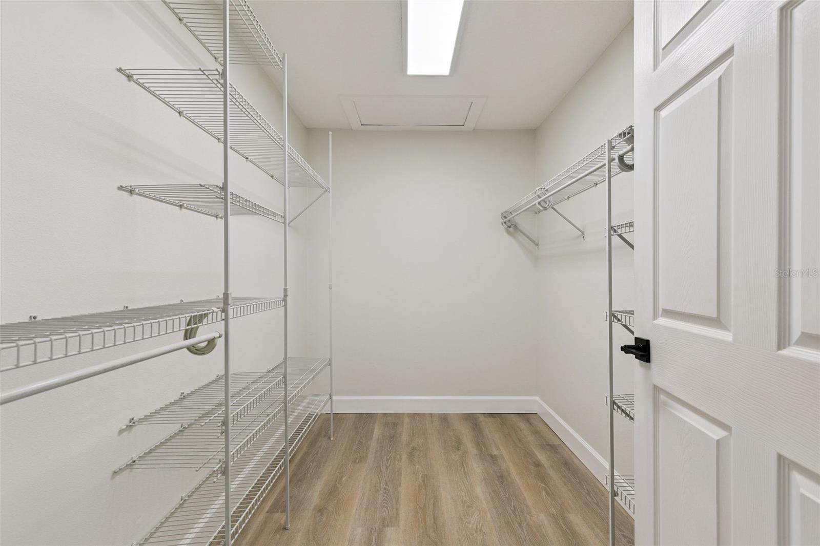 LAKE TUSKAWILLA PH 1 - Residential