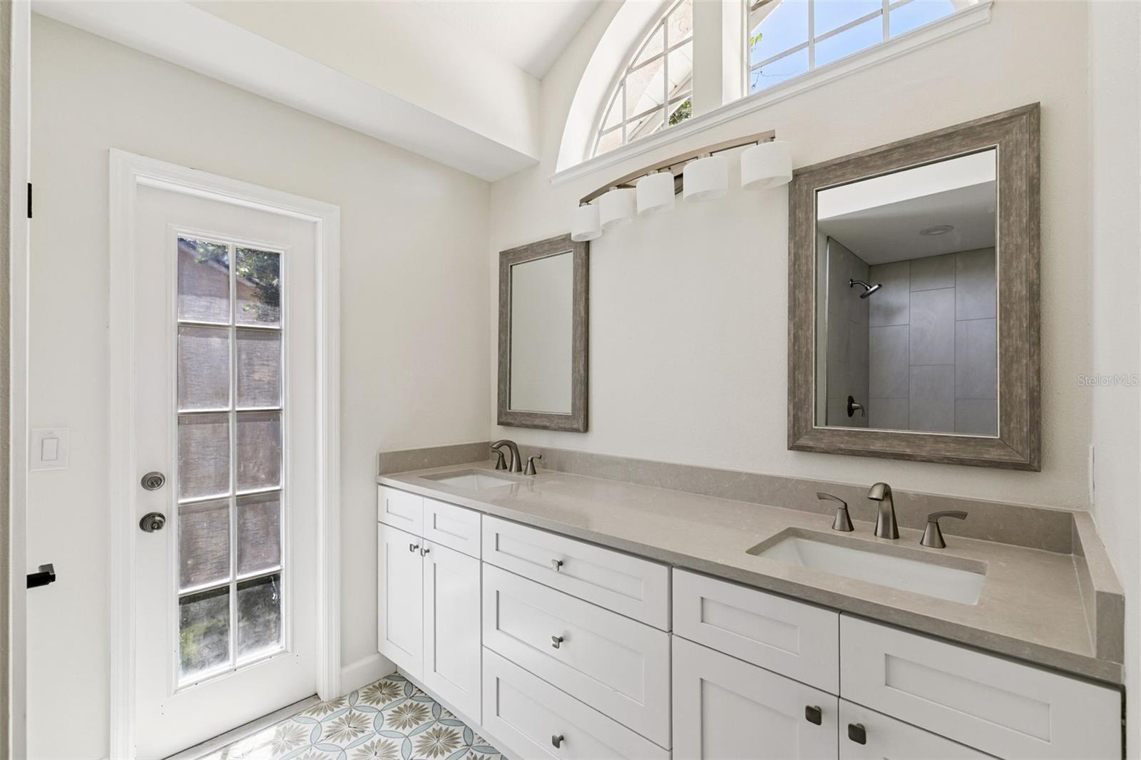 LAKE TUSKAWILLA PH 1 - Residential