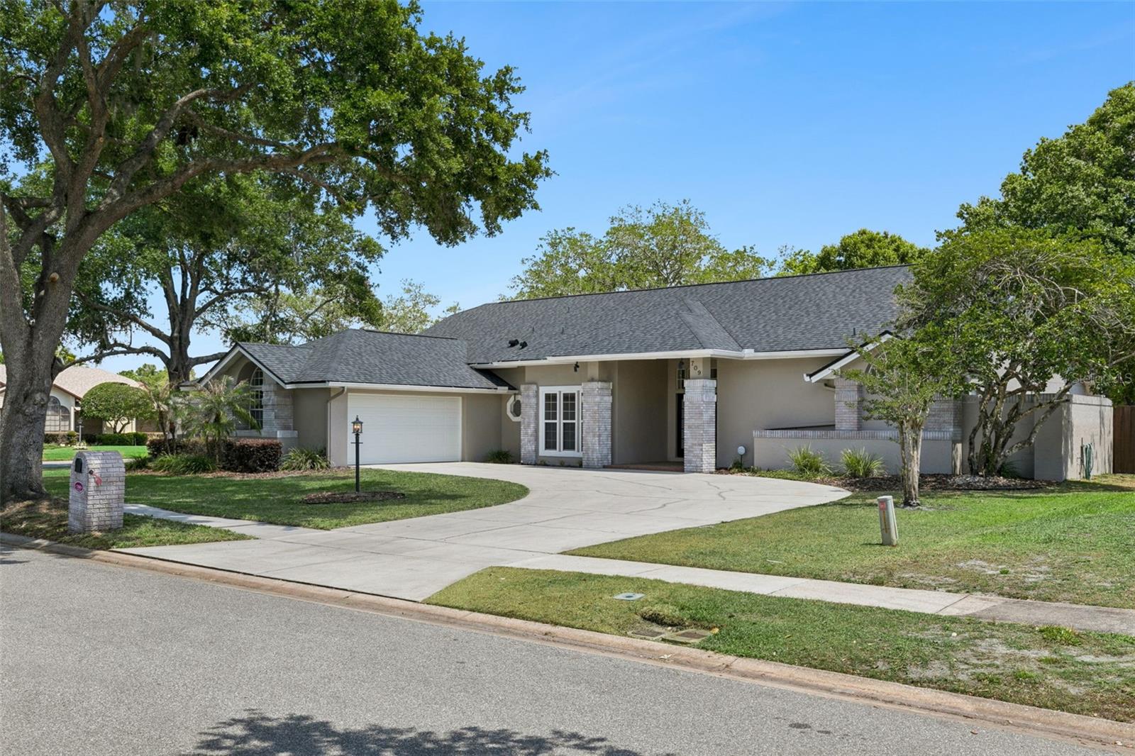 LAKE TUSKAWILLA PH 1 - Residential