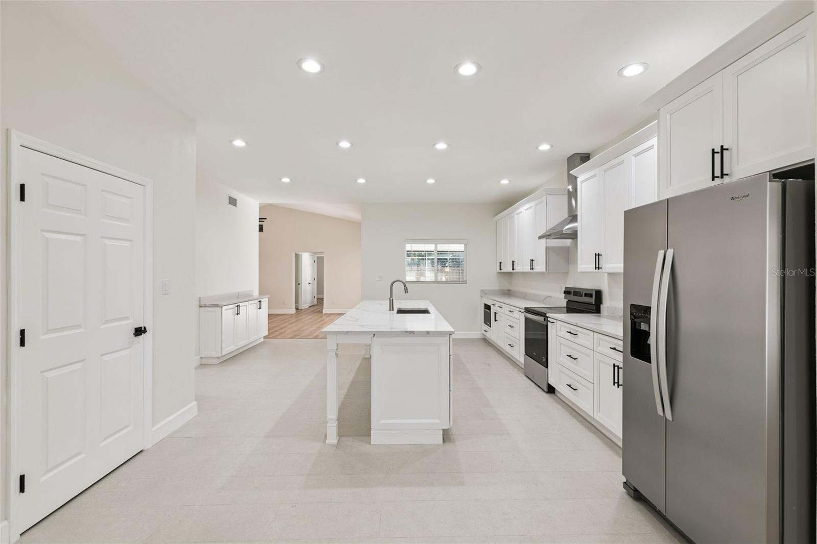 LAKE TUSKAWILLA PH 1 - Residential