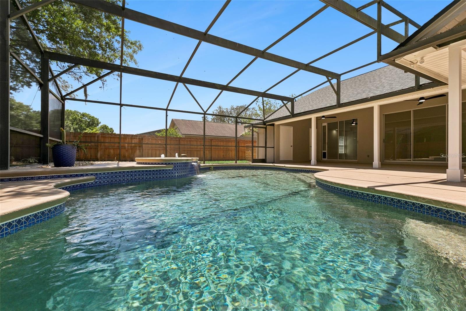 LAKE TUSKAWILLA PH 1 - Residential