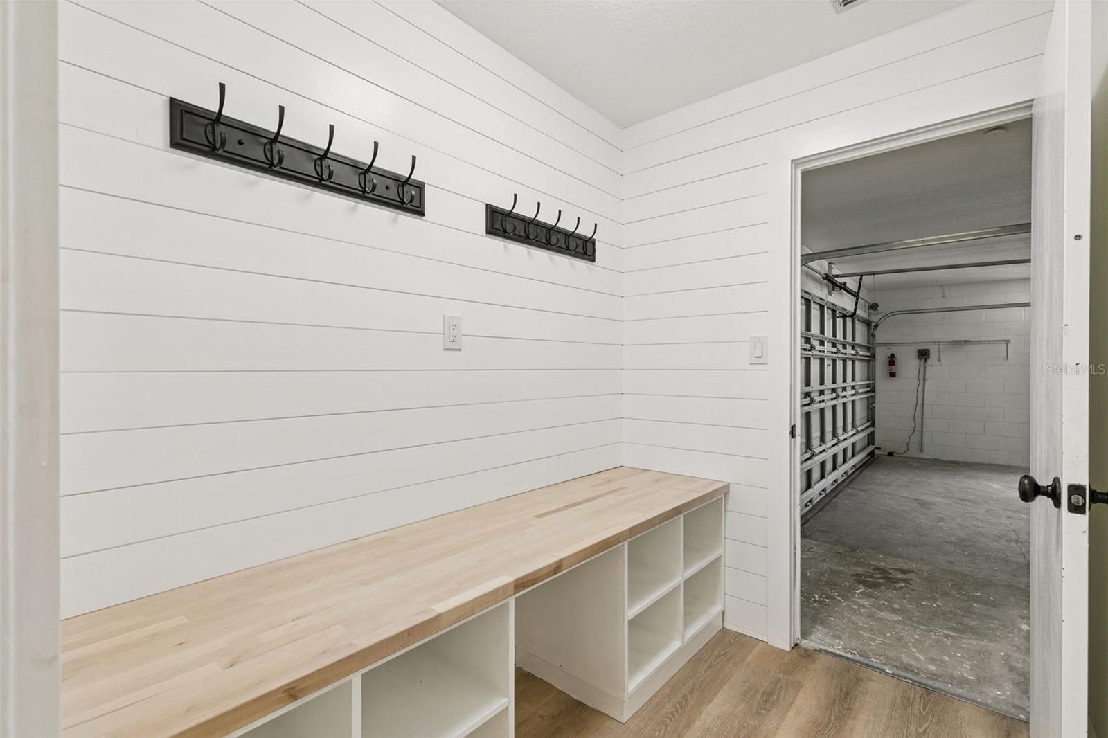 LAKE TUSKAWILLA PH 1 - Residential