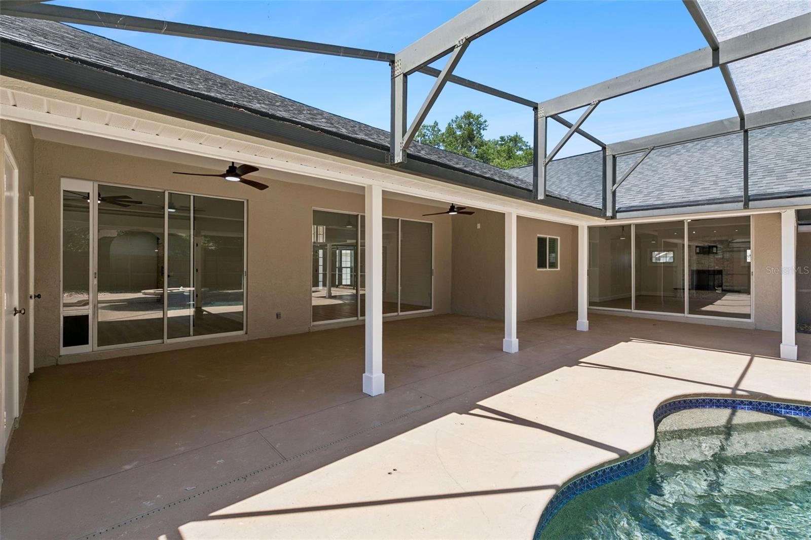 LAKE TUSKAWILLA PH 1 - Residential