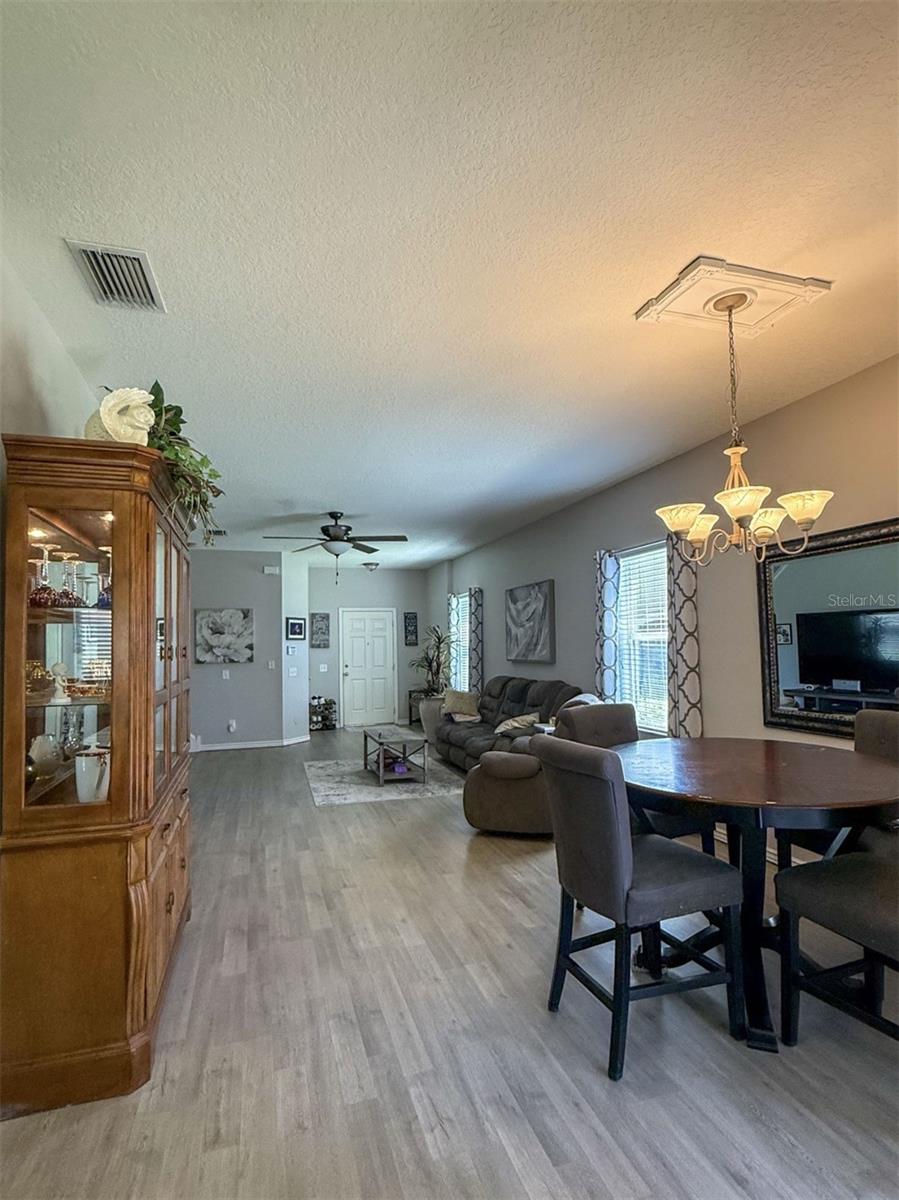 BALLANTRAE VILLAGE 01 - Residential