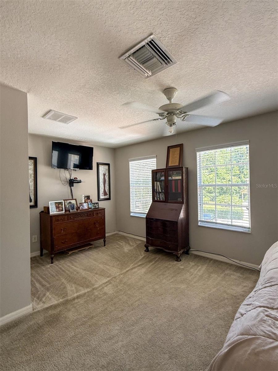 BALLANTRAE VILLAGE 01 - Residential