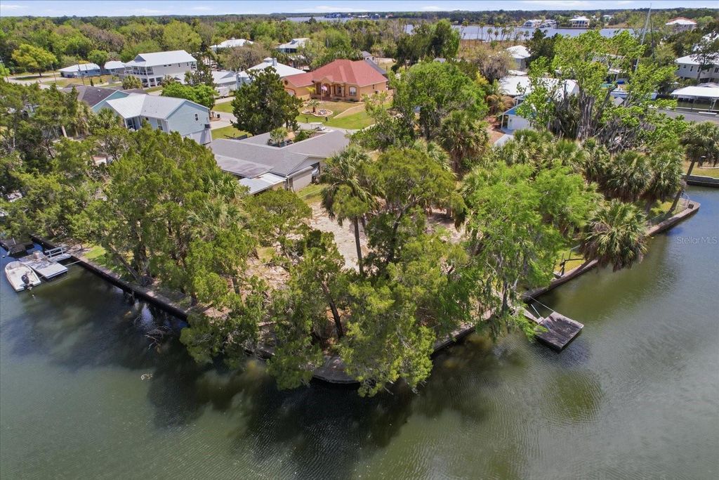 Photo of 1941 NW 16th Street, Crystal River, FL 34428 (MLS # TB8494168)
