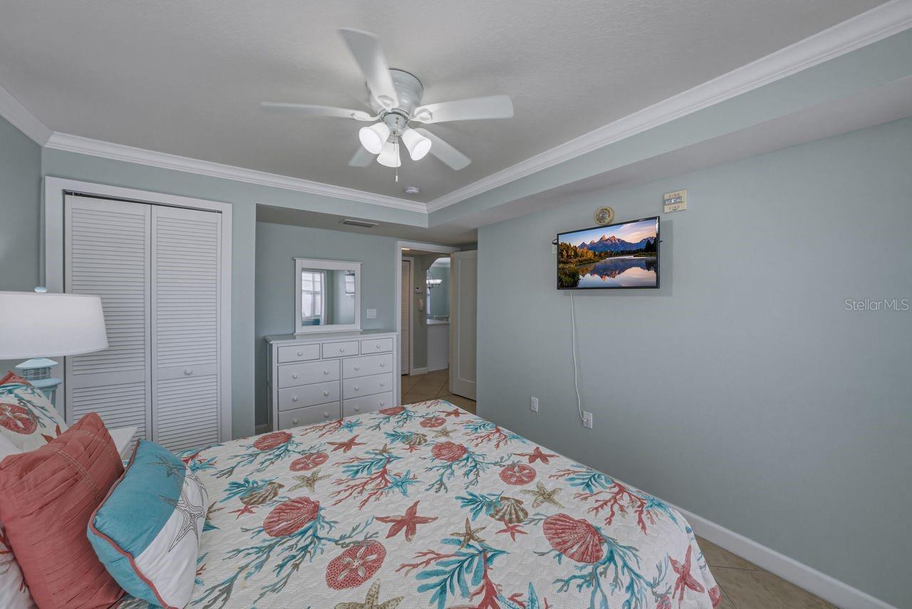 BAREFOOT BEACH RESORT OF INDIAN SHORES - Residential