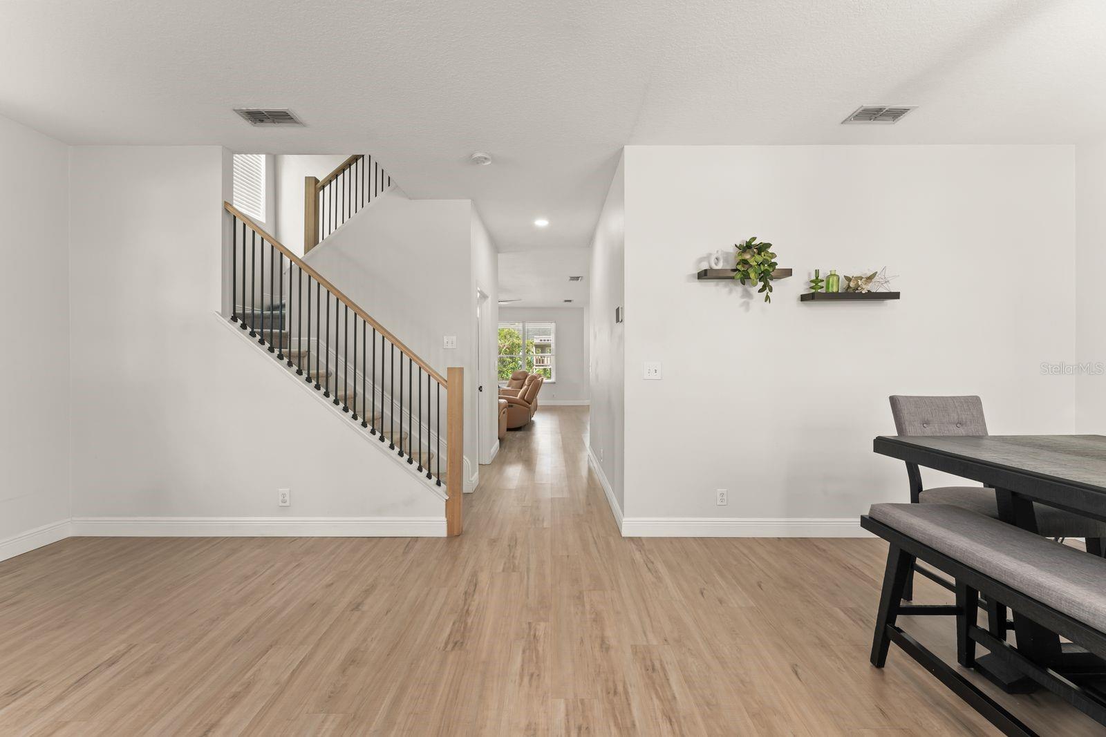 611 BROOKFIELD TERRACE
