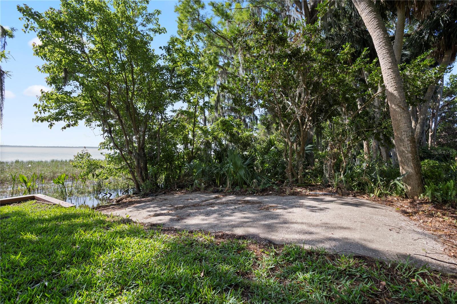 PINE ISLAND SHORES - Residential