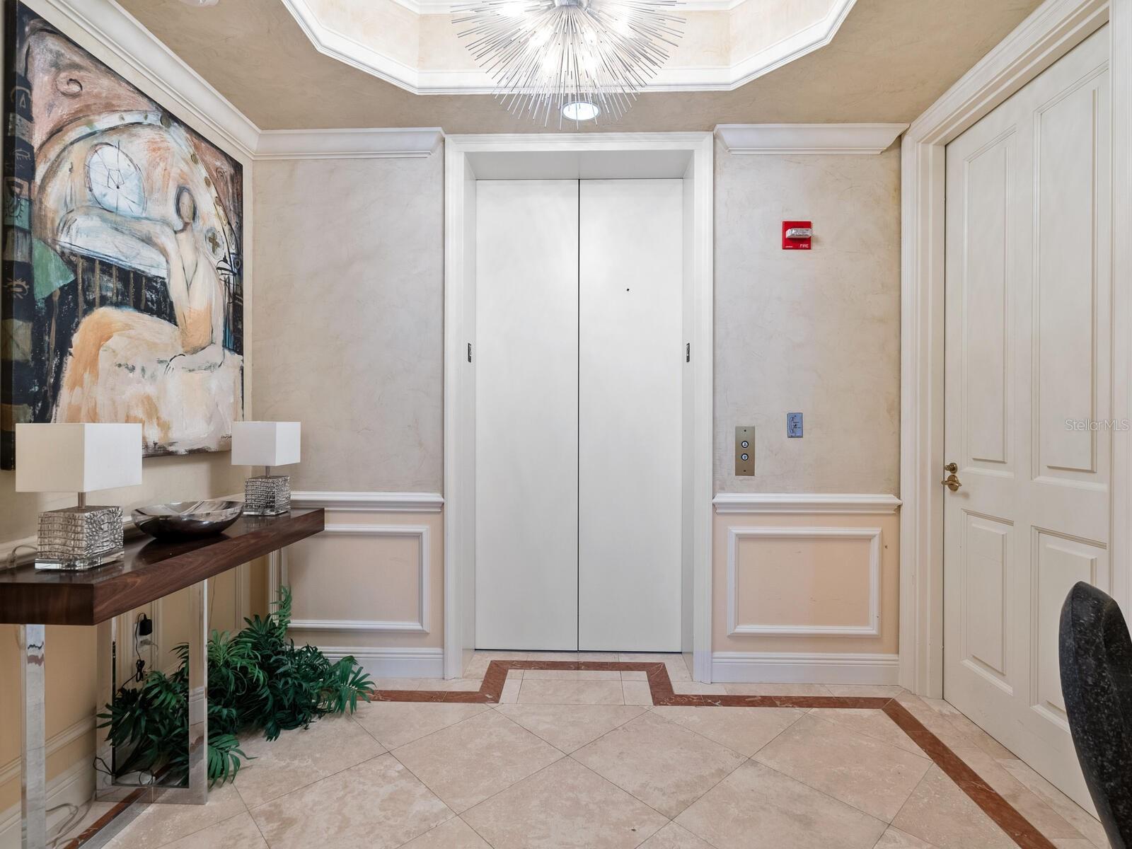 THE TOWER RESIDENCES - Residential