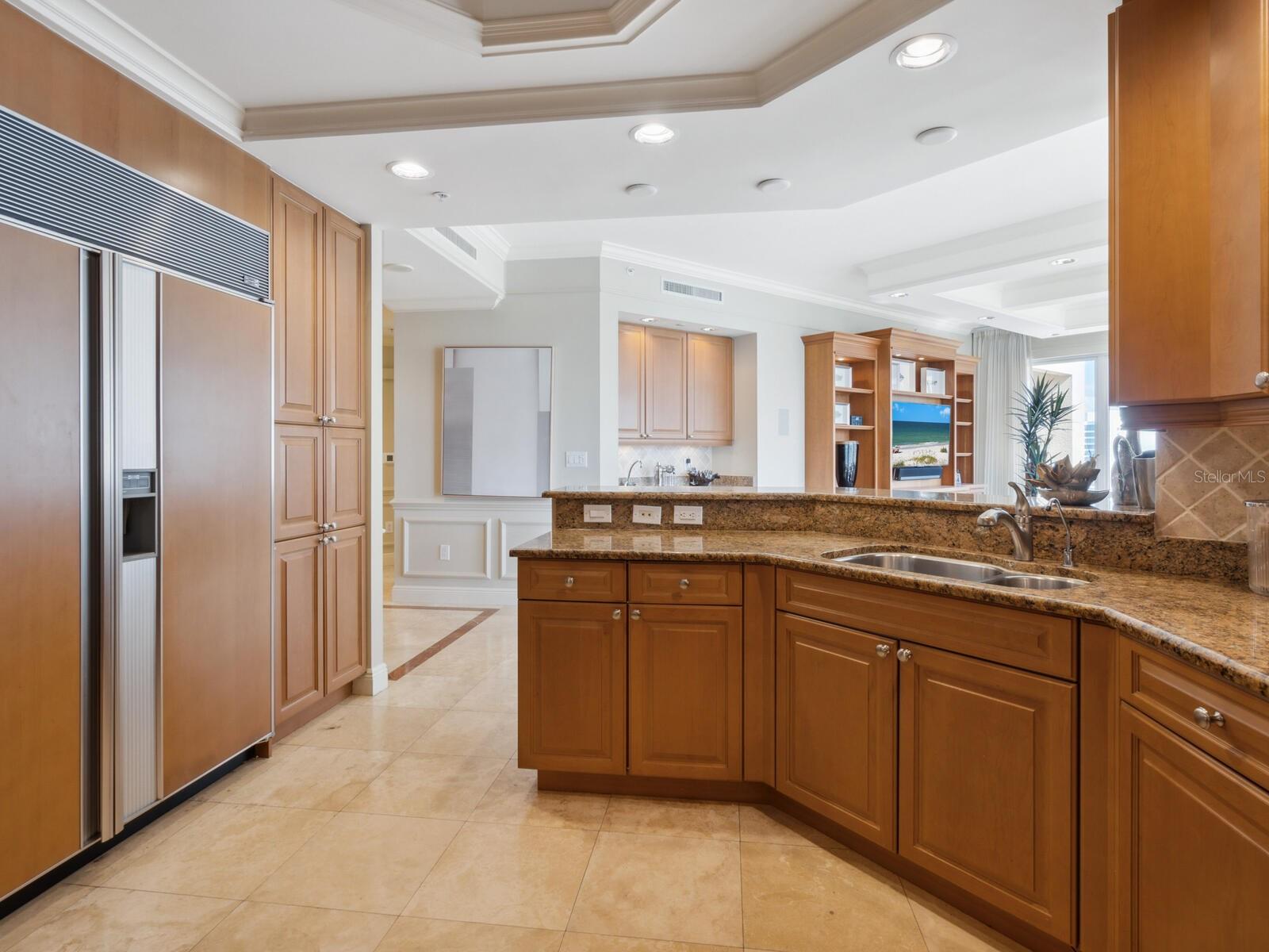 THE TOWER RESIDENCES - Residential