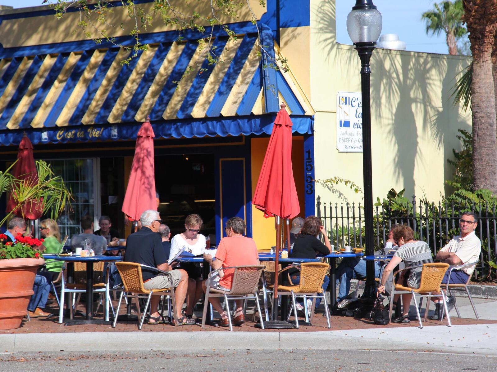 THE TOWER RESIDENCES - Residential