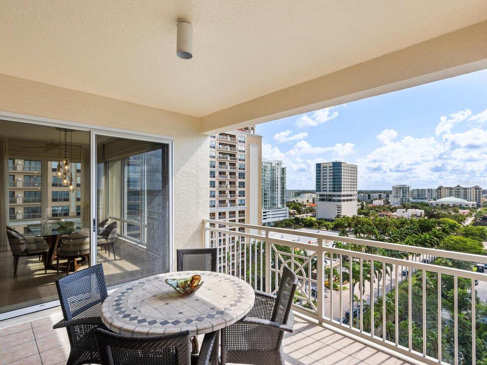 THE TOWER RESIDENCES - Residential