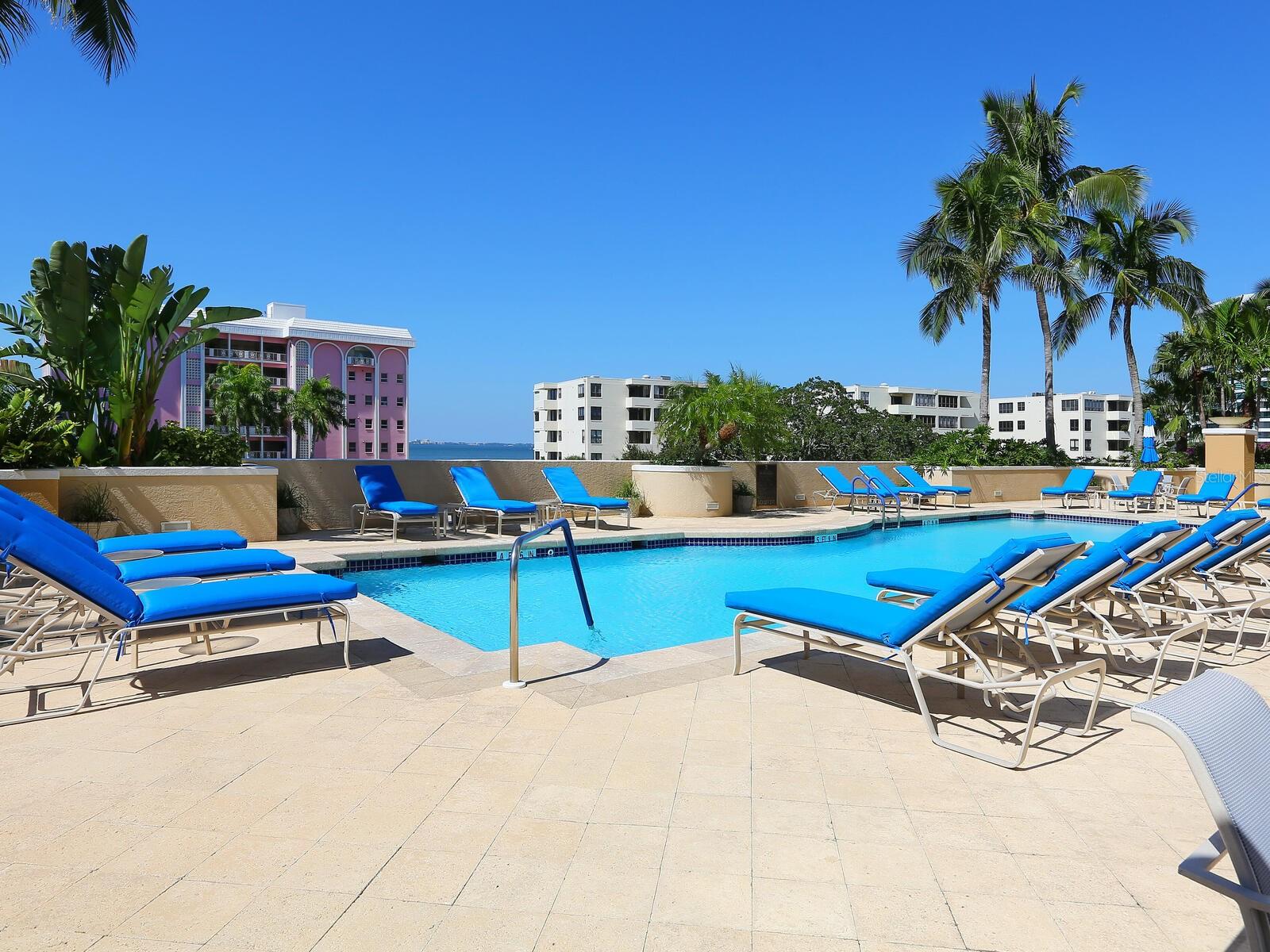 THE TOWER RESIDENCES - Residential