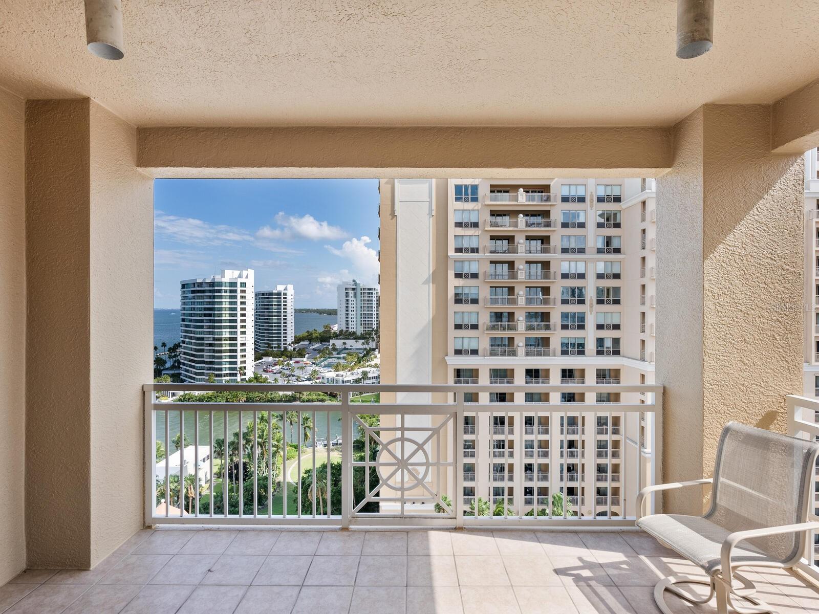 THE TOWER RESIDENCES - Residential