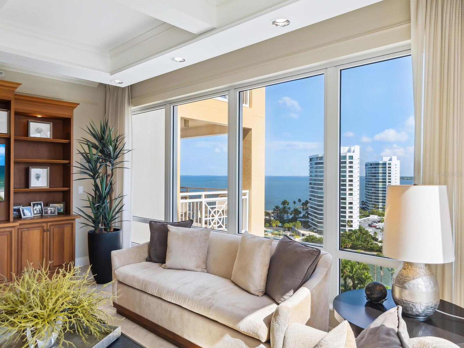 THE TOWER RESIDENCES - Residential