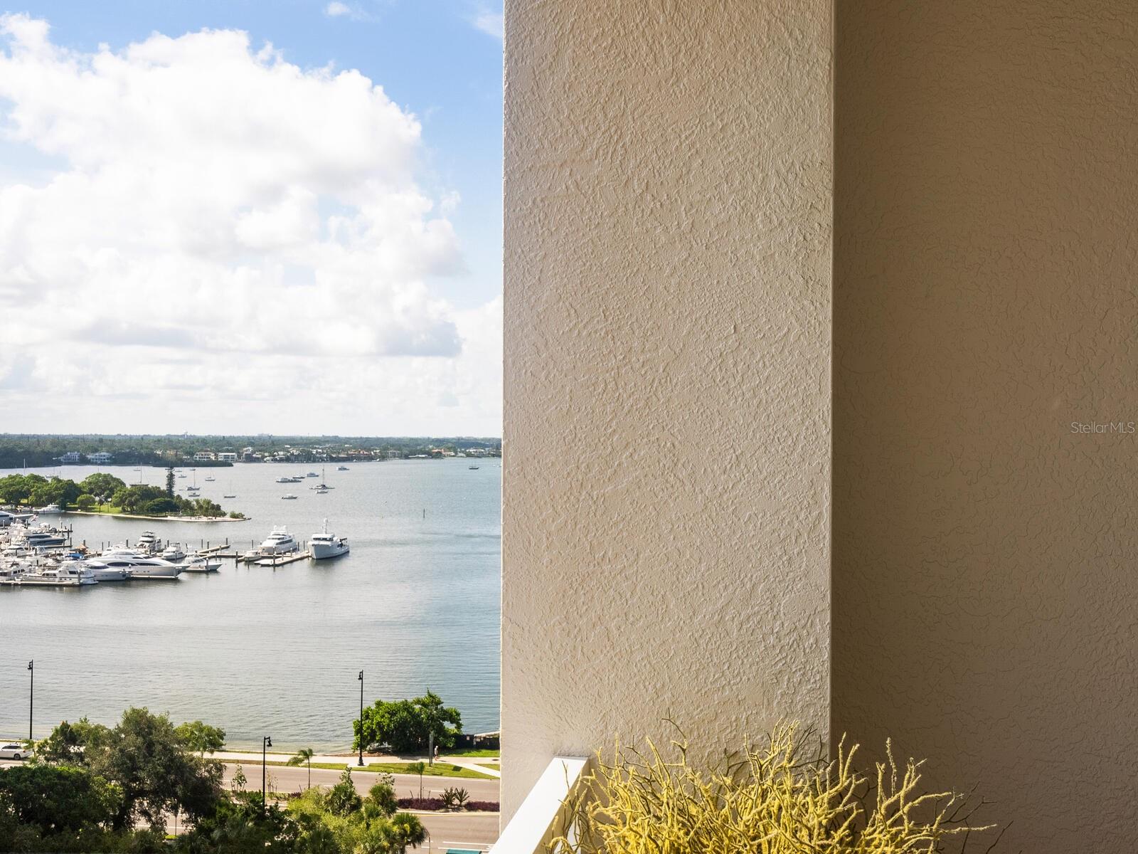 THE TOWER RESIDENCES - Residential