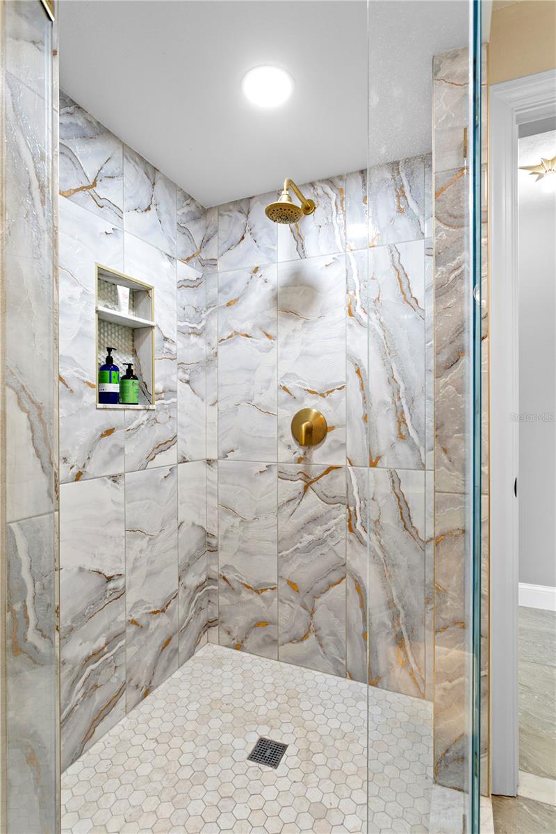 NORTH EAST PARK PLACIDO SHORES SNELL ISLES ESTATES - Residential