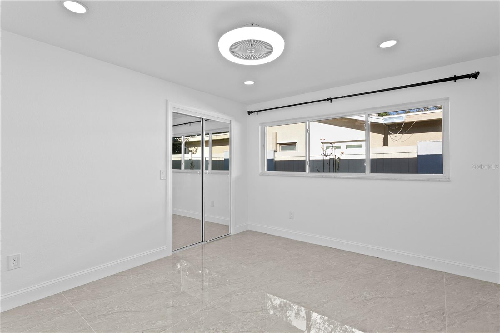 NORTH EAST PARK PLACIDO SHORES SNELL ISLES ESTATES - Residential