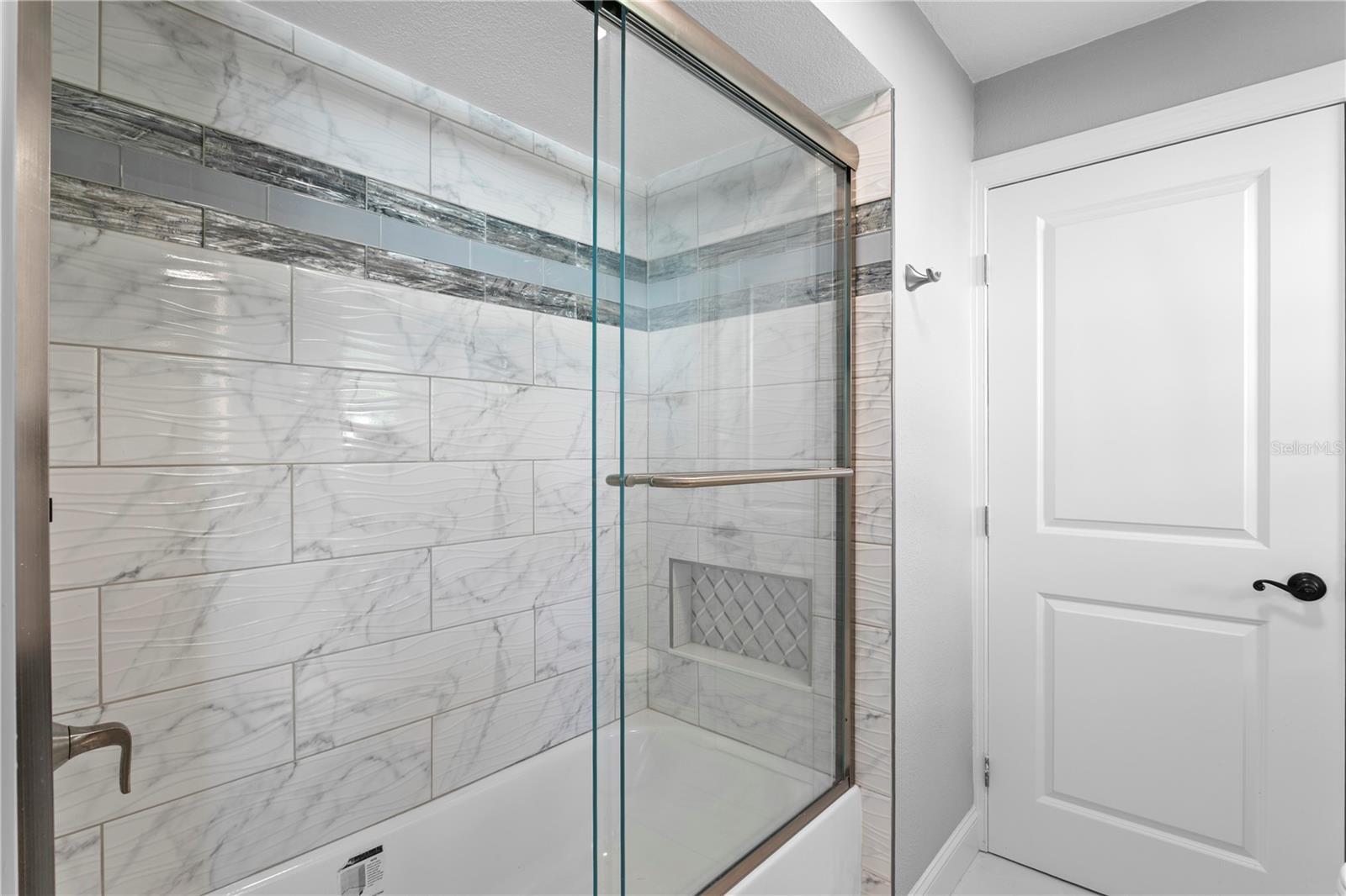 NORTH EAST PARK PLACIDO SHORES SNELL ISLES ESTATES - Residential