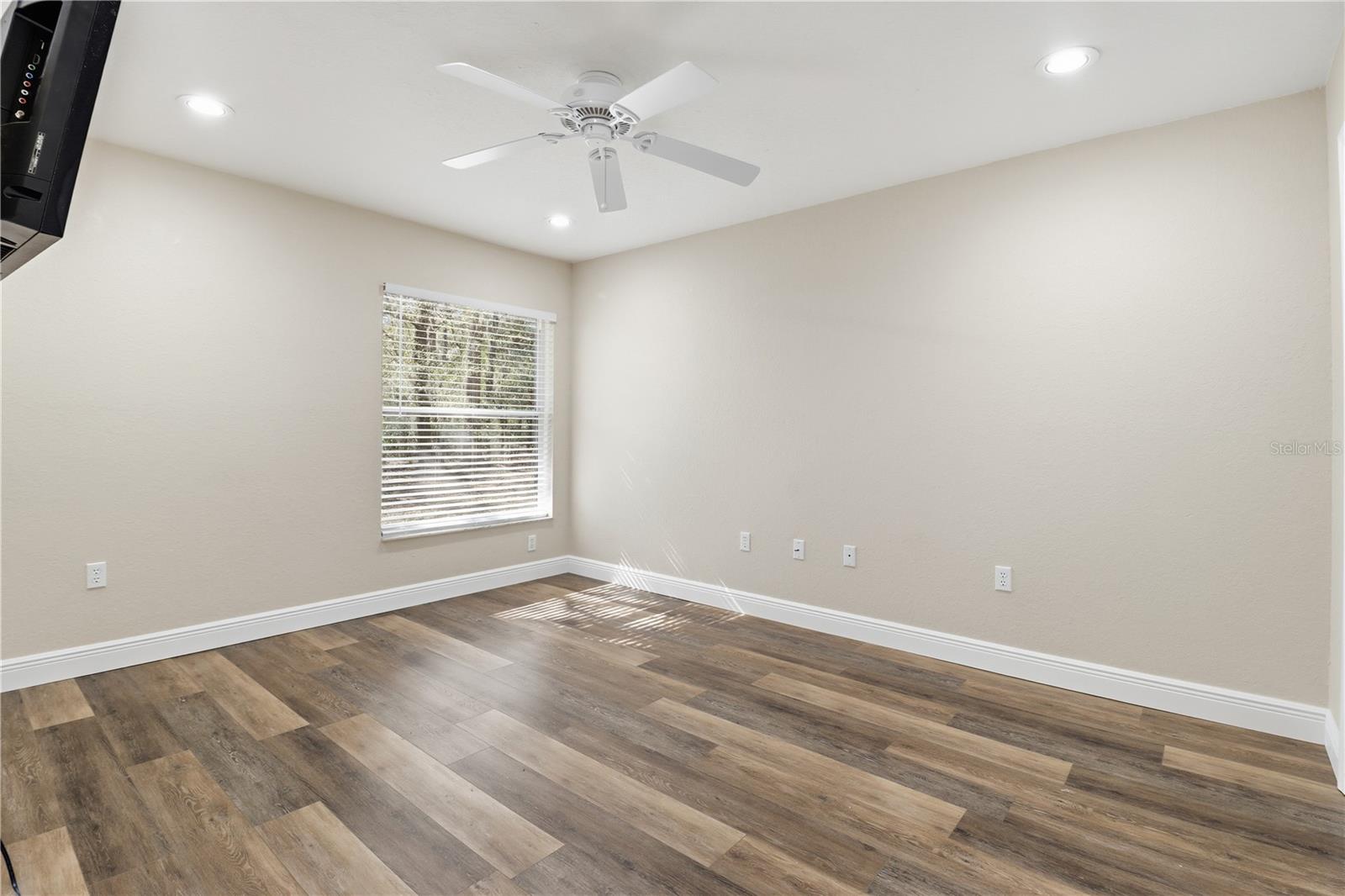 12145 W APPLE TREE PLACE