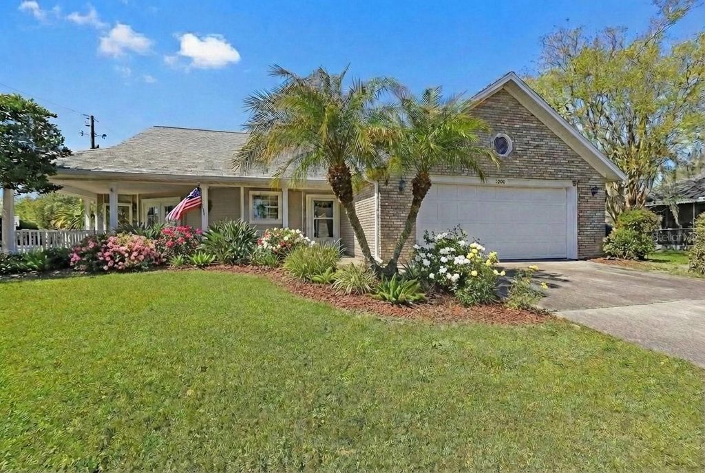 Photo of 1200 S Village Lake Drive, Deland, FL 32724 (MLS # V4947234)