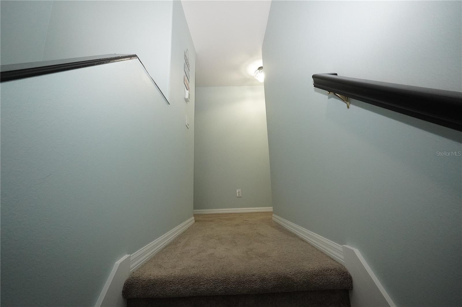 COBBLESTONE LANDING TWNHMS CONDO - Residential