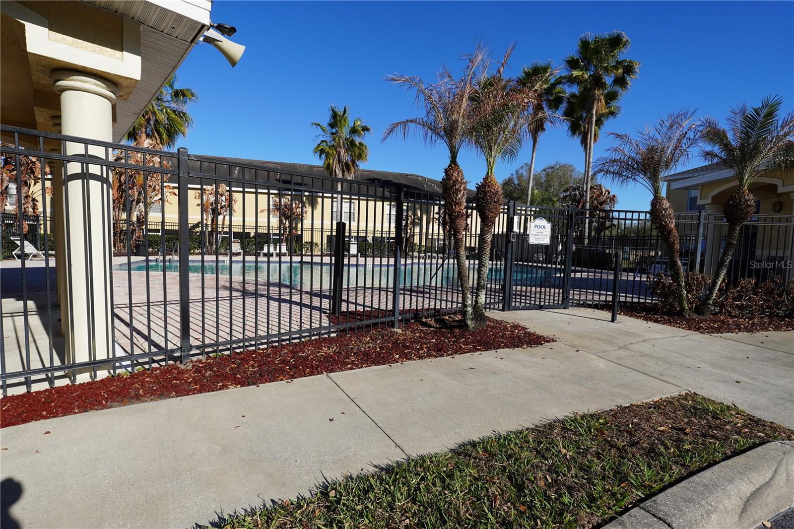 COBBLESTONE LANDING TWNHMS CONDO - Residential