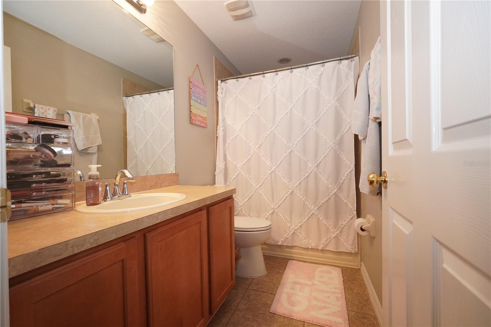 COBBLESTONE LANDING TWNHMS CONDO - Residential