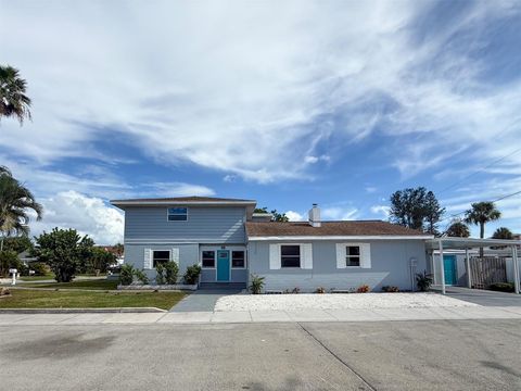 Photo of 13290 3rd Street E, Madeira Beach, FL 33708 (MLS # W7887076)