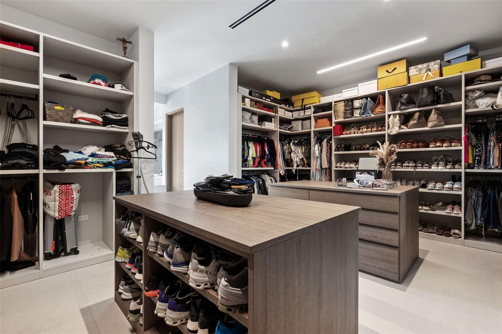 GARDEN HILLS NORTH - Residential