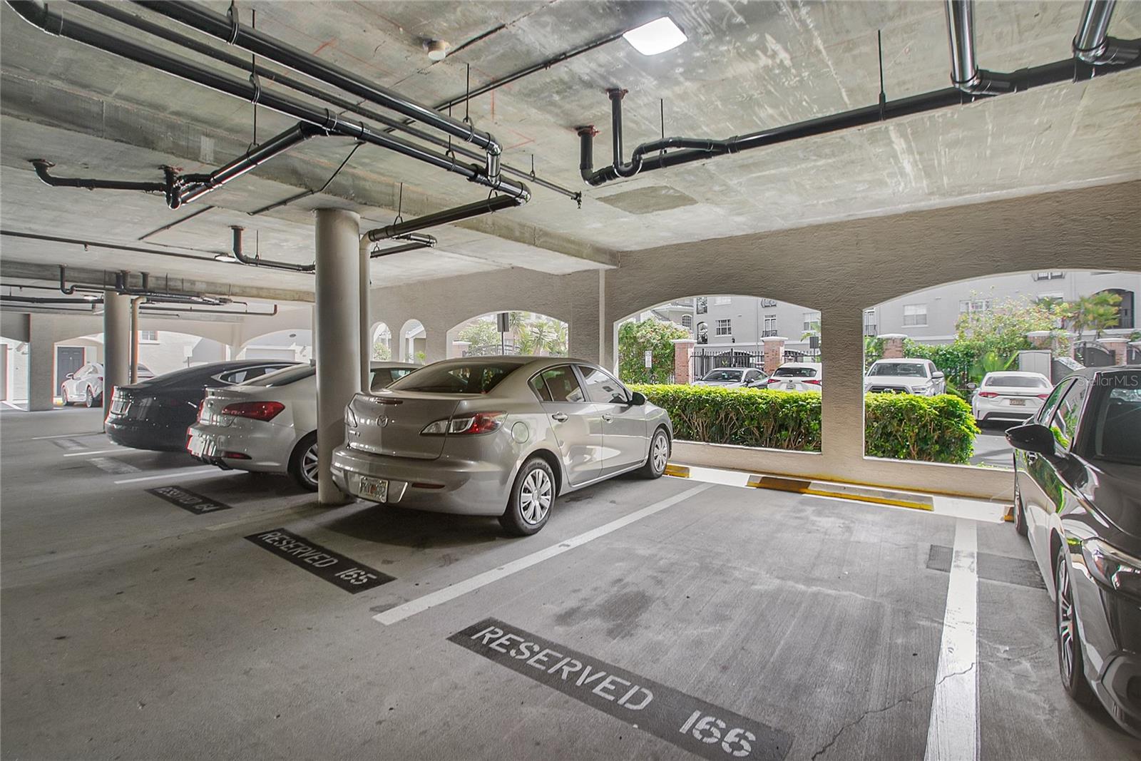 HARBOUR PLACE CITY HOMES A CON - Residential