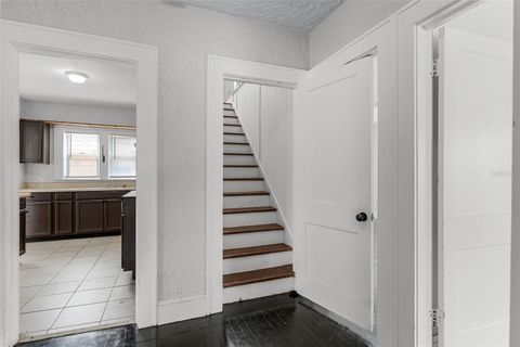 Tiny photo for 25 E Pinecrest Avenue, Eustis, FL 32726 (MLS # O6387464)