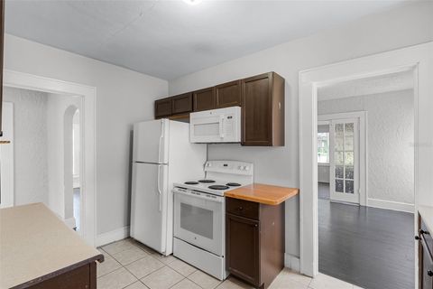 Tiny photo for 25 E Pinecrest Avenue, Eustis, FL 32726 (MLS # O6387464)