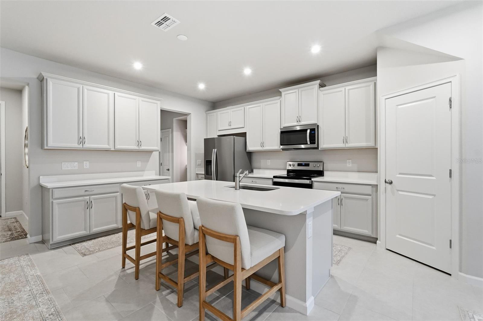 PARKVIEW/LONG LAKE RANCH PH 2A - Residential