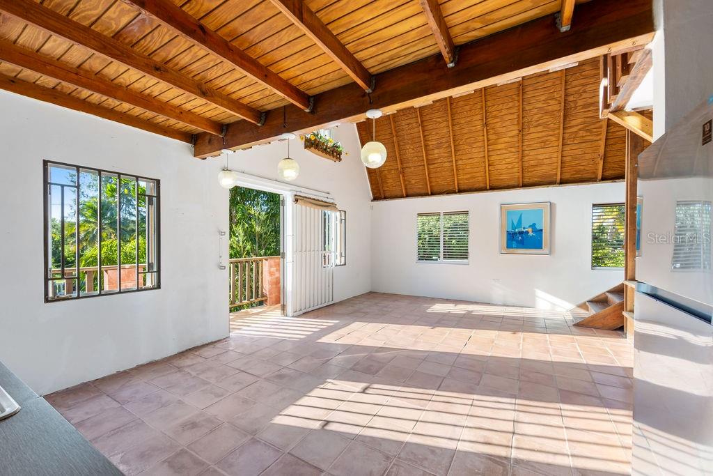 LAS PICUAS - Residential