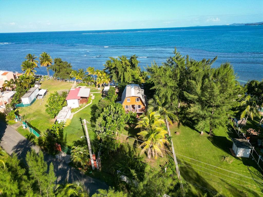 LAS PICUAS - Residential