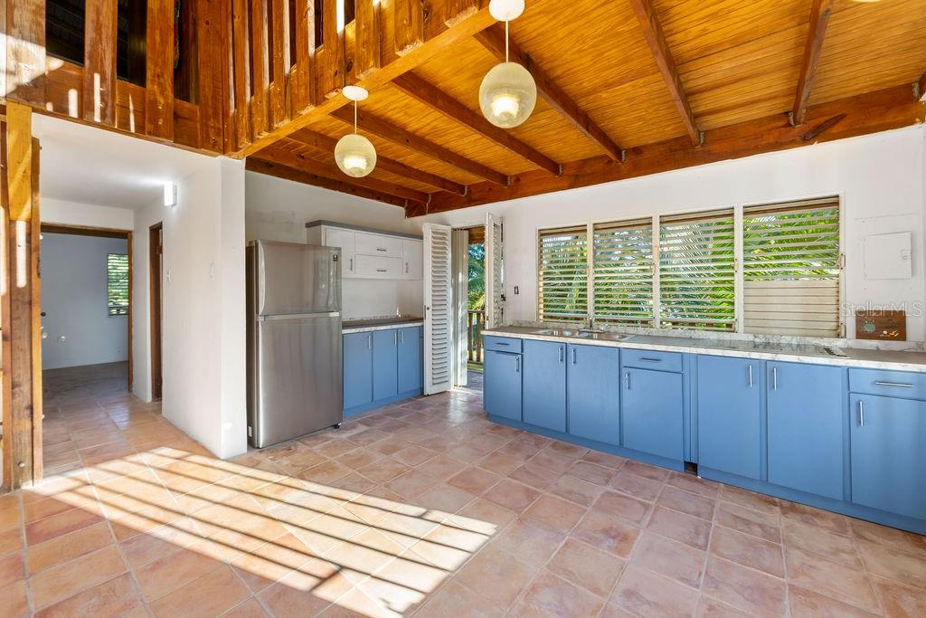 LAS PICUAS - Residential