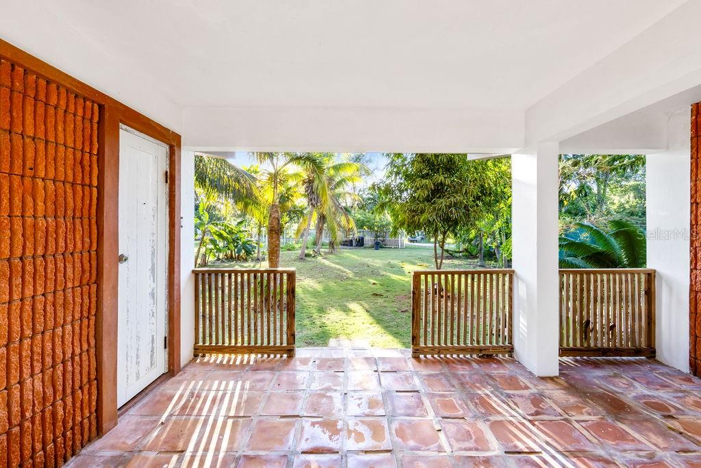 LAS PICUAS - Residential