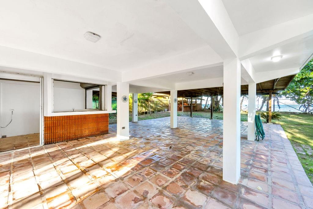 LAS PICUAS - Residential